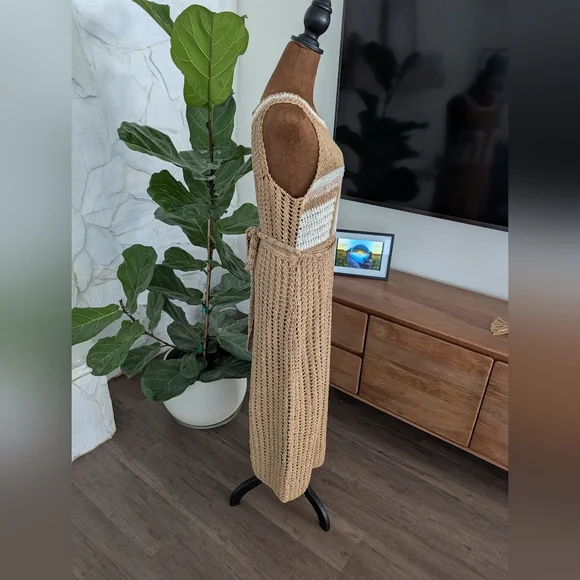 CLEOBELLA NWT Hand Knit Maxi Dress Size medium - Picture 7 of 9